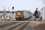 CSX 3205 splits the signals as Q326 rolls on to Track 2
